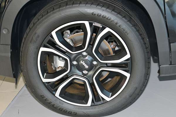 2024 Jeep Avenger Summit JJ thumb-3