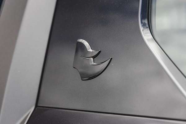 2025 KGM Musso EV 2WD Black Edge O100 Front Wheel Drive thumb-6