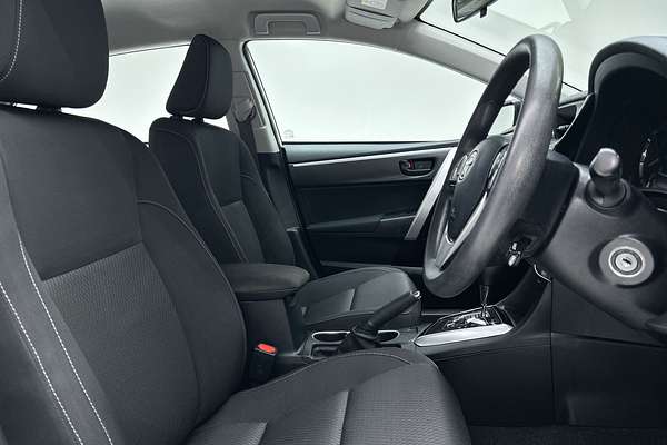 2018 Toyota Corolla Ascent ZRE172R thumb-12