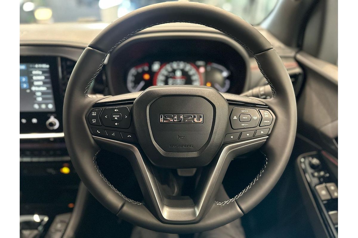 2025 Isuzu MU-X X-TERRAIN