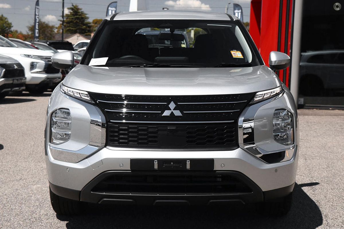 2022 Mitsubishi Outlander ES ZM