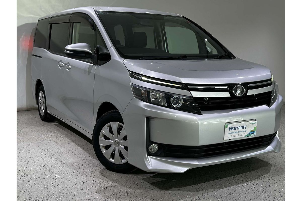 2015 Toyota Voxy Welcab ZRR80G