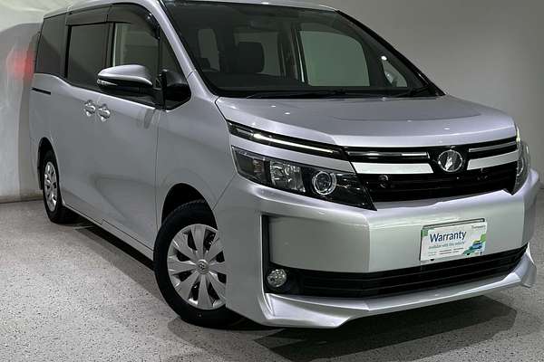 2015 Toyota Voxy Welcab ZRR80G