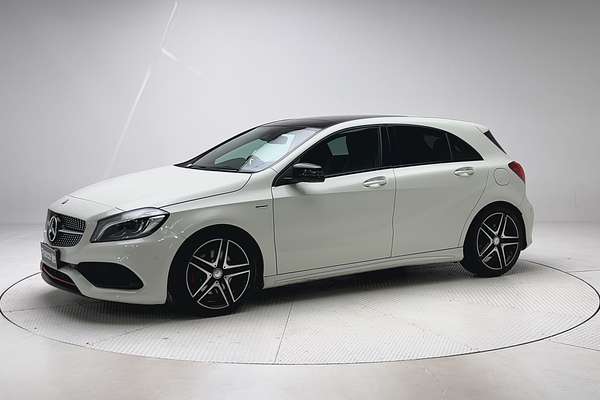 2015 Mercedes-Benz A-Class A250 Sport W176 thumb-3