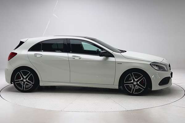 2015 Mercedes-Benz A-Class A250 Sport W176 thumb-8