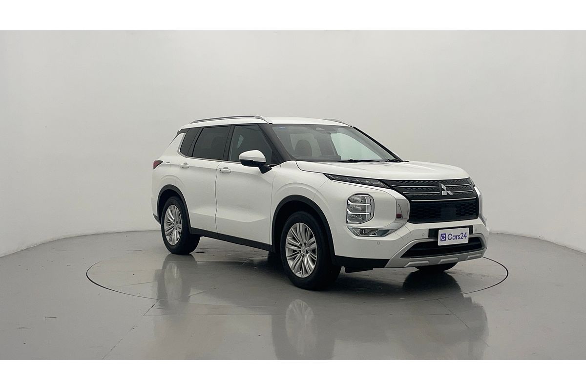 2023 Mitsubishi Outlander LS ZM