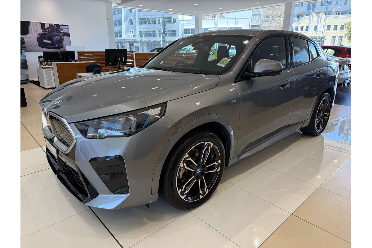iX2 U10 eDrive20 M Sport Coupe 5dr Auto 1sp 150kW