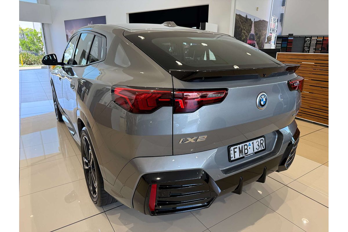 iX2 U10 eDrive20 M Sport Coupe 5dr Auto 1sp 150kW