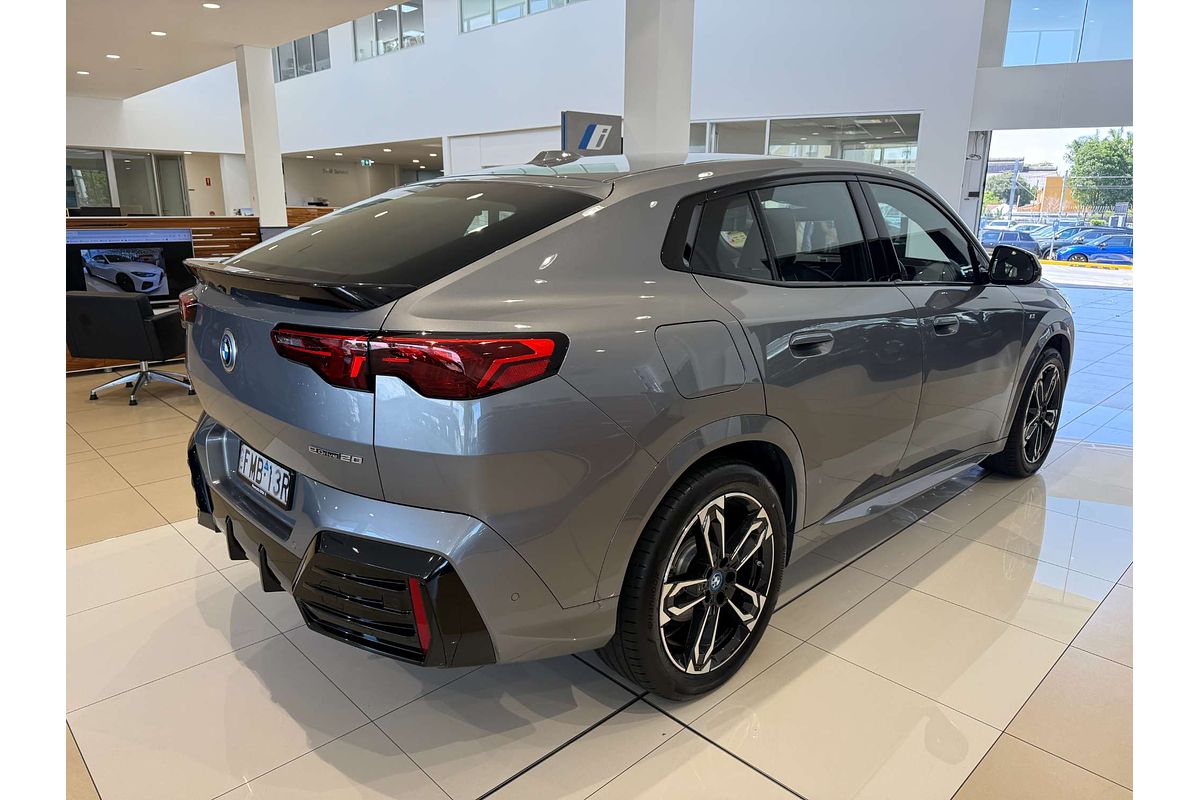 iX2 U10 eDrive20 M Sport Coupe 5dr Auto 1sp 150kW