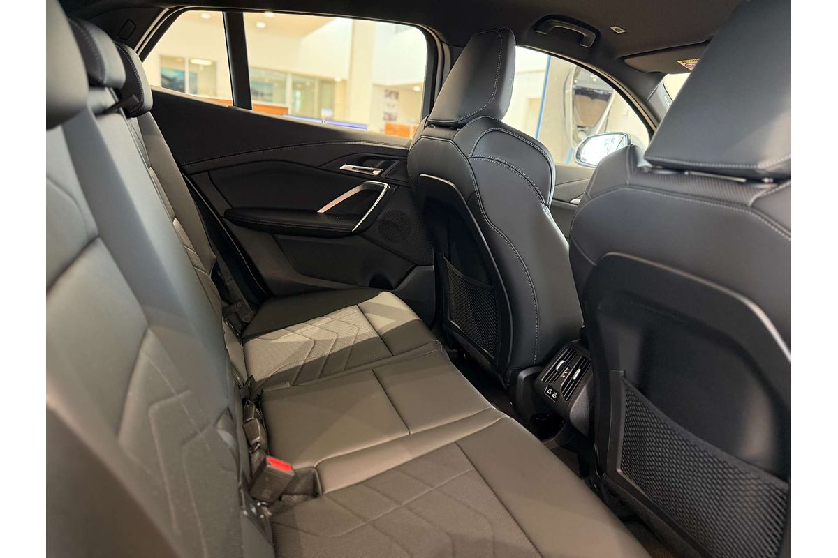 iX2 U10 eDrive20 M Sport Coupe 5dr Auto 1sp 150kW