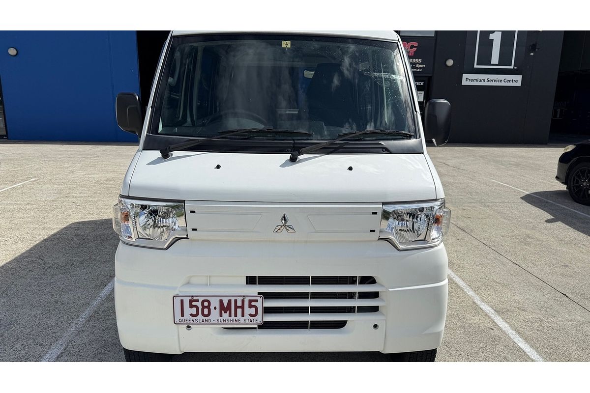 2018 Mitsubishi Minicab