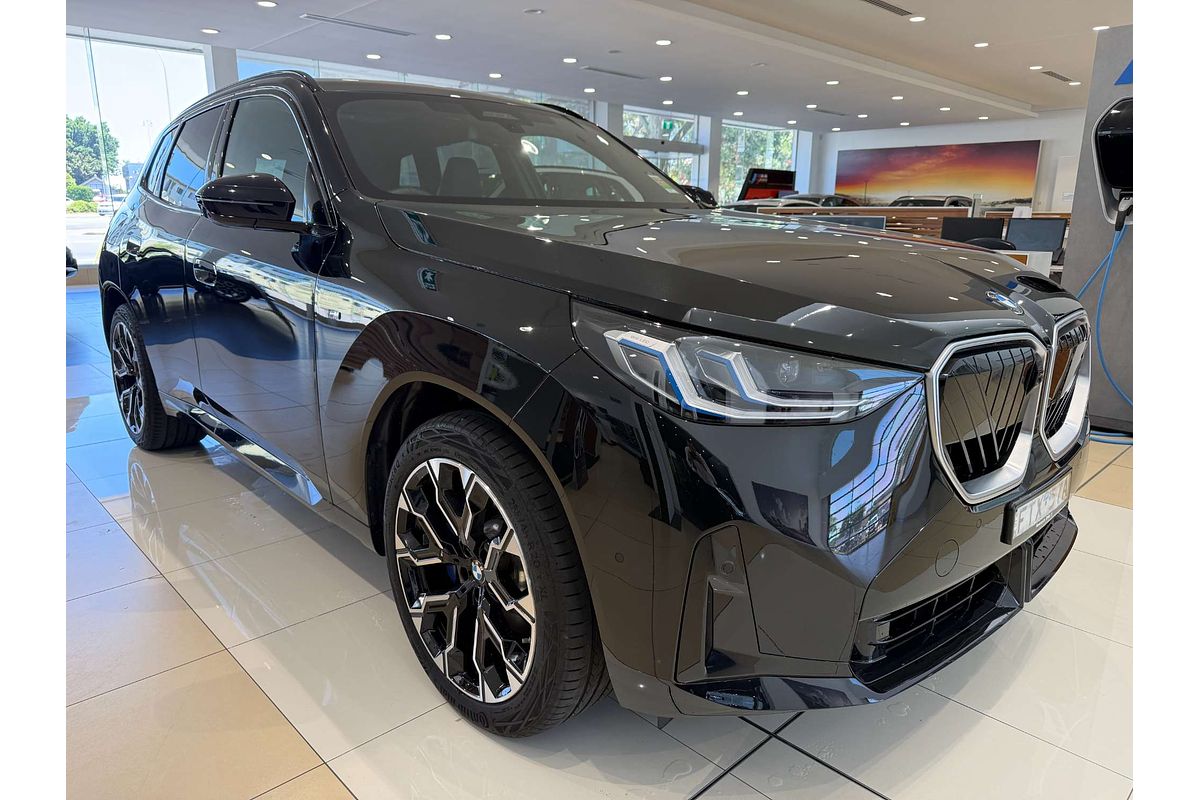 2025 BMW X3 30e xDrive G45