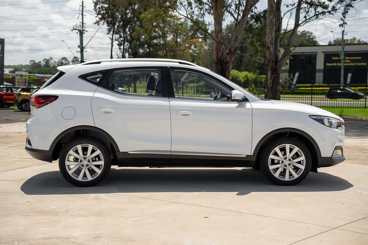 2022 MG ZS Excite AZS1