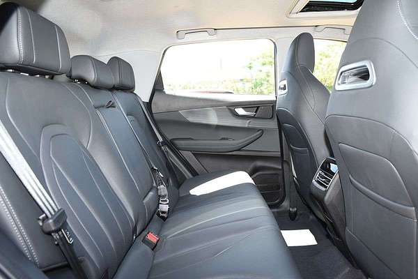 2025 Chery Tiggo 4 Hybrid Ultimate thumb-8