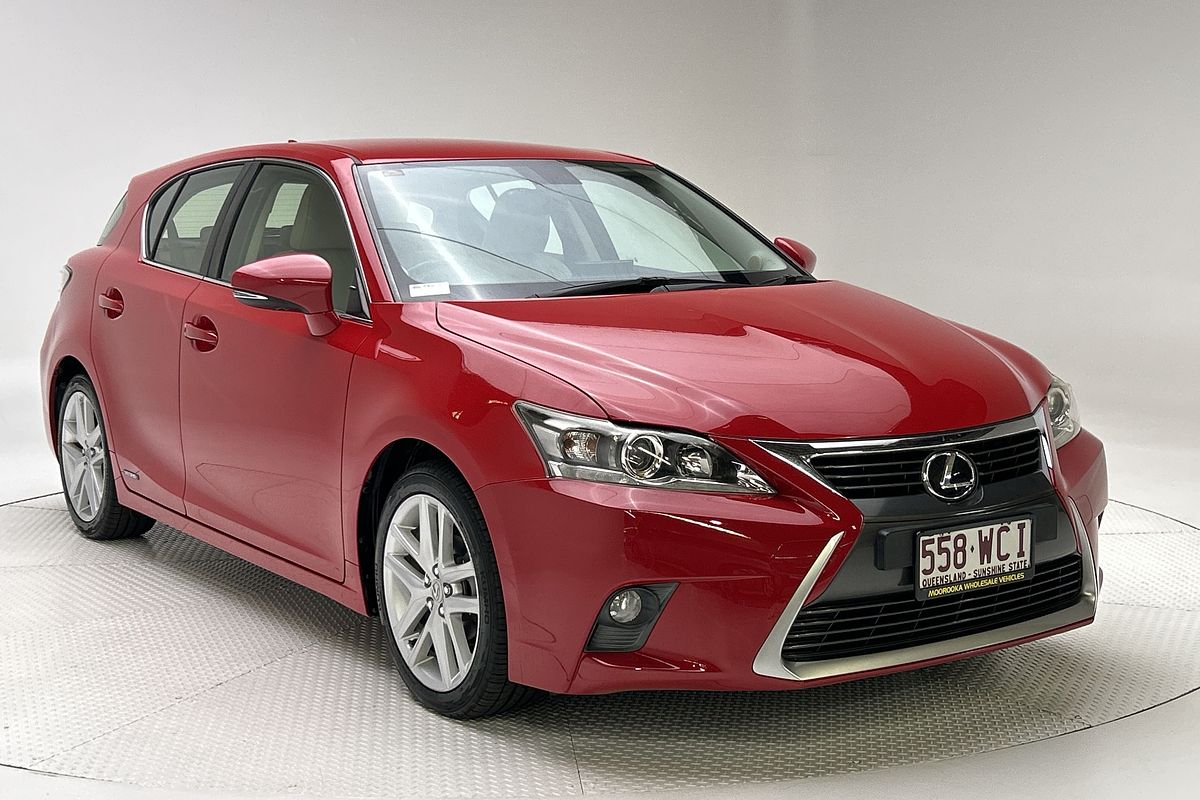 2015 Lexus CT CT200h Luxury ZWA10R