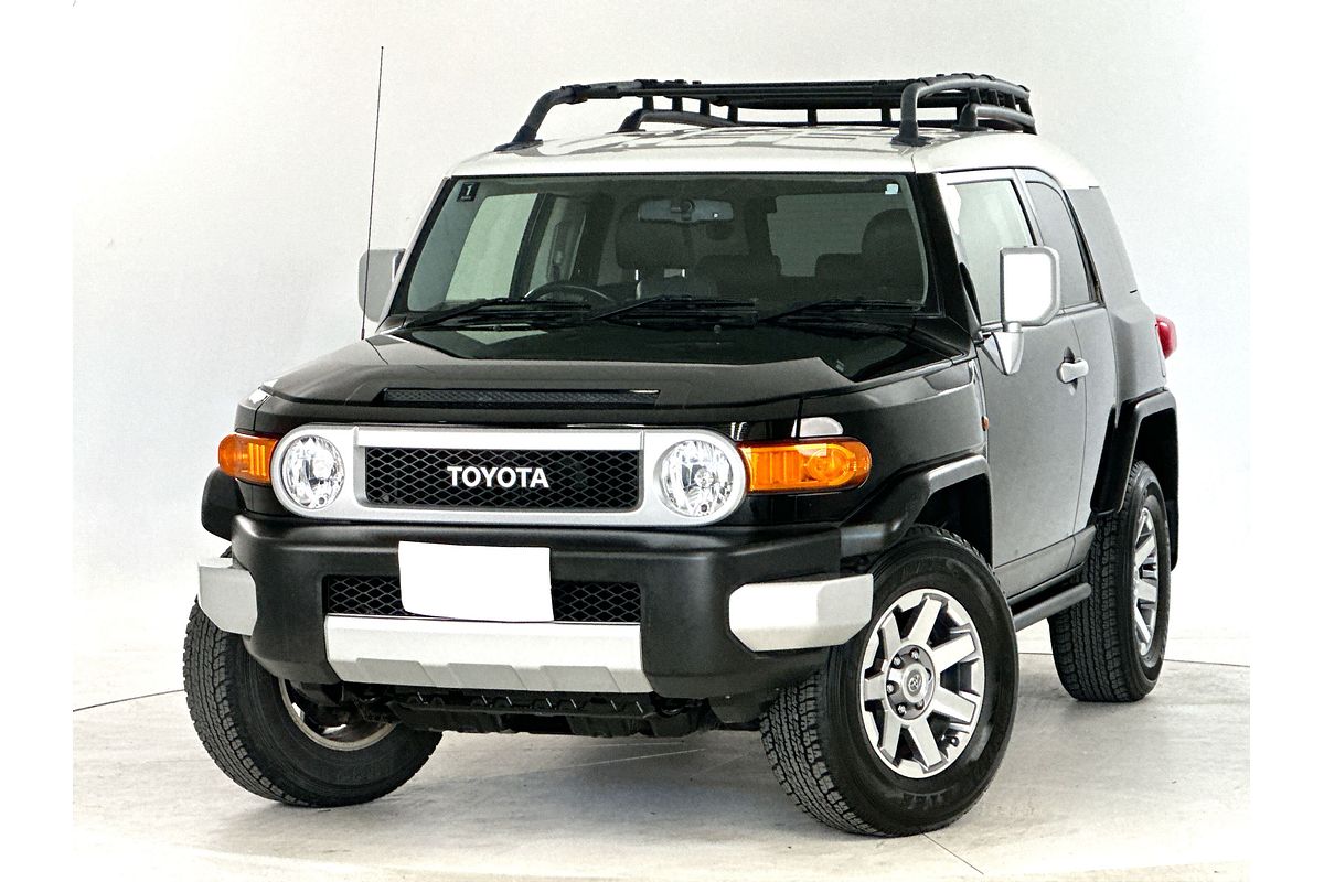 2014 Toyota FJ Cruiser GSJ15R
