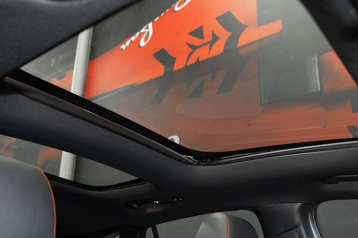 2023 Mercedes-Benz EQA EQA350 H243