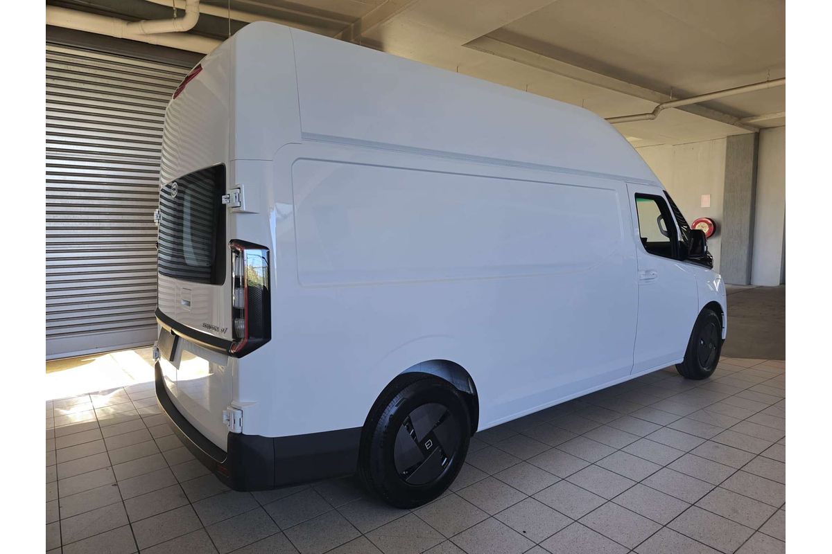 Super Van 5.5m, LWB, FWD, 83kWh, H2500