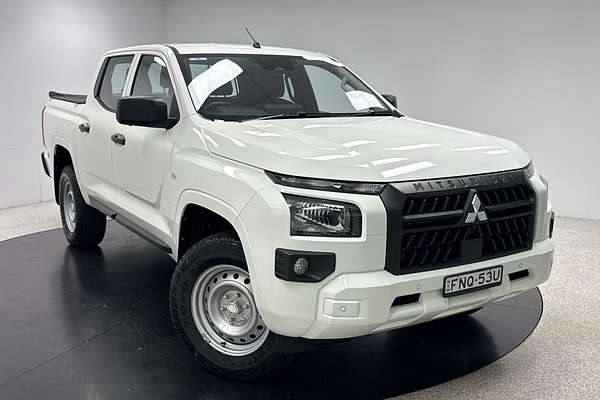 2024 Mitsubishi Triton GLX MV 4X4