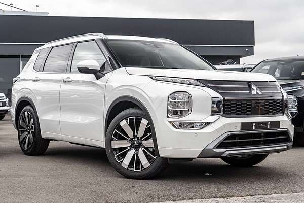 2025 Mitsubishi Outlander Exceed ZM