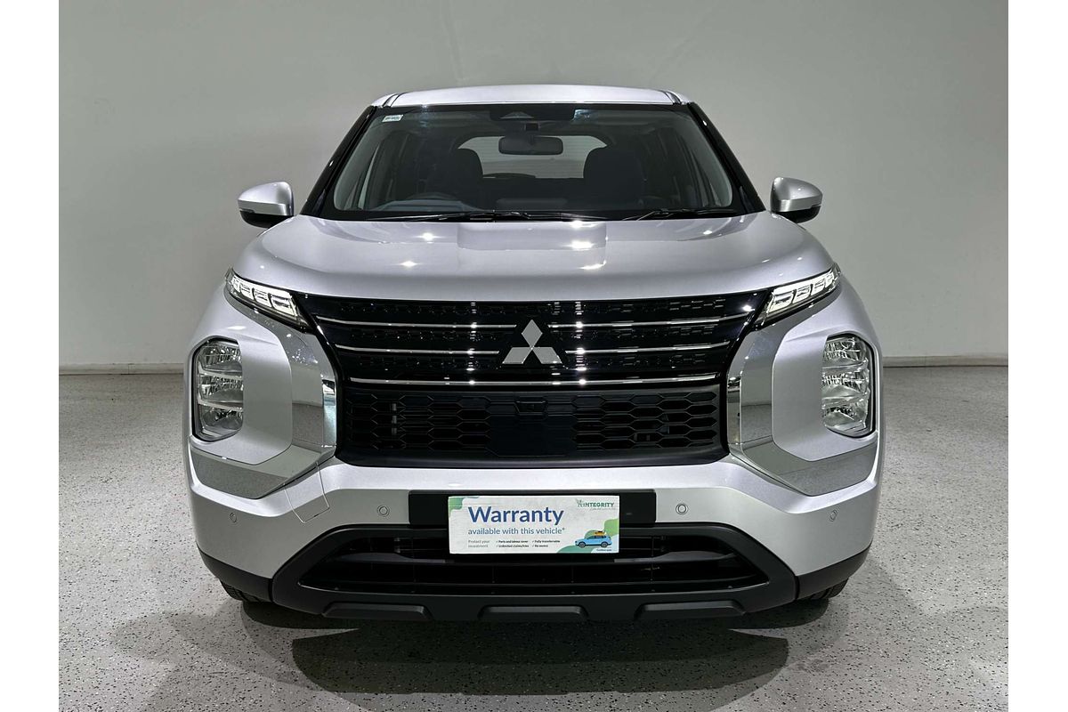 2024 Mitsubishi Outlander ES ZM