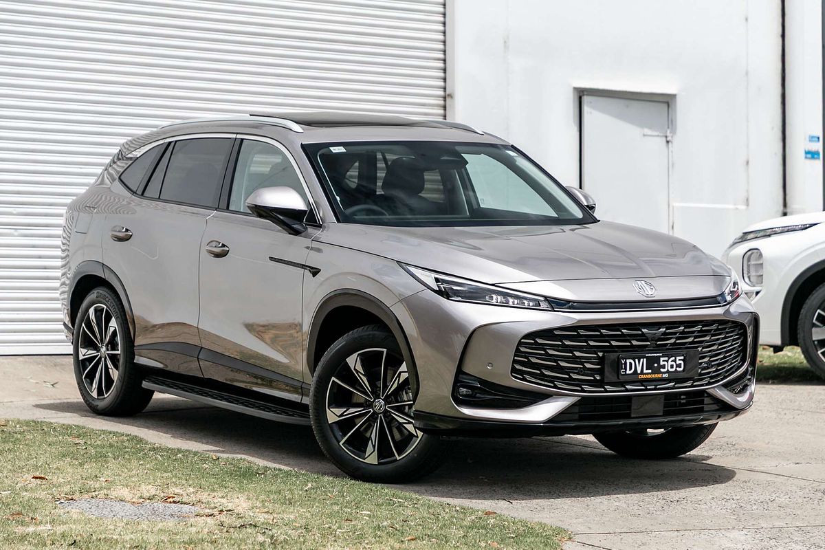 2025 MG HS Super Hybrid Essence AS33P