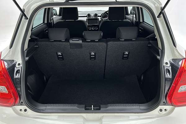 2023 Suzuki Swift GLX Turbo AZ Series II thumb-20