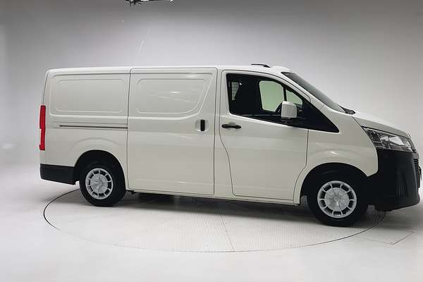 2021 Toyota Hiace GDH300R LWB thumb-3