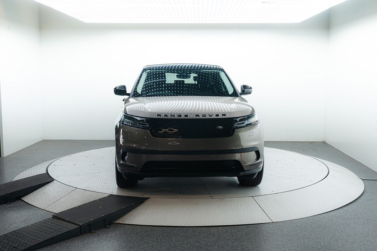2019 Land Rover Range Rover Velar P300 SE L560