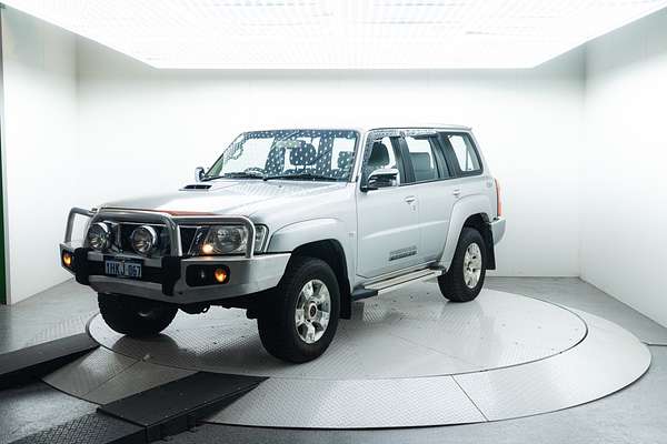 2013 Nissan Patrol ST Y61