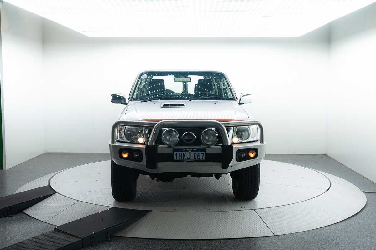 2013 Nissan Patrol ST Y61