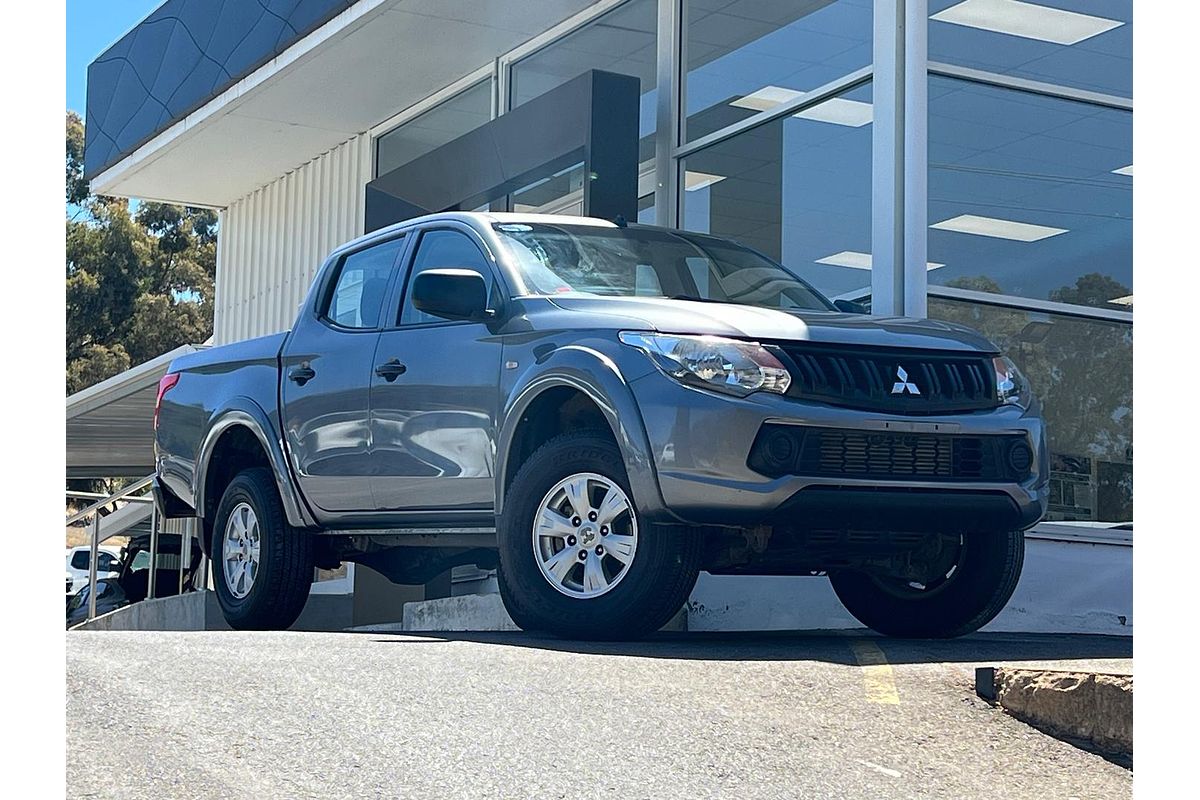 2017 Mitsubishi Triton GLX MQ 4X4