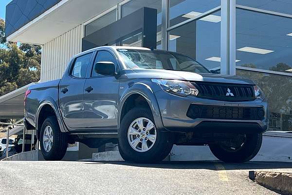 2017 Mitsubishi Triton GLX MQ 4X4