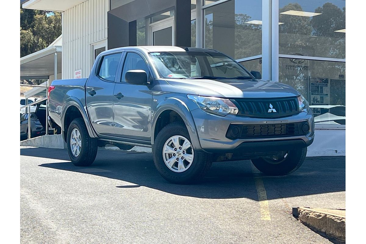 2017 Mitsubishi Triton GLX MQ 4X4
