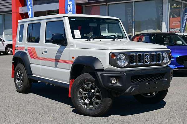 2025 Suzuki Jimny