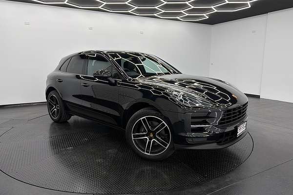 2021 Porsche Macan 95B