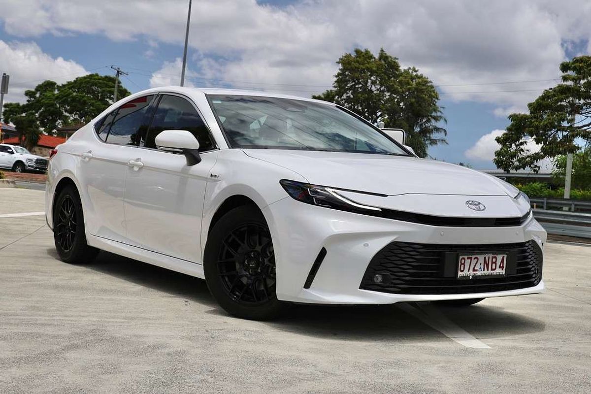 2025 Toyota Camry Ascent Sport AXVH80R