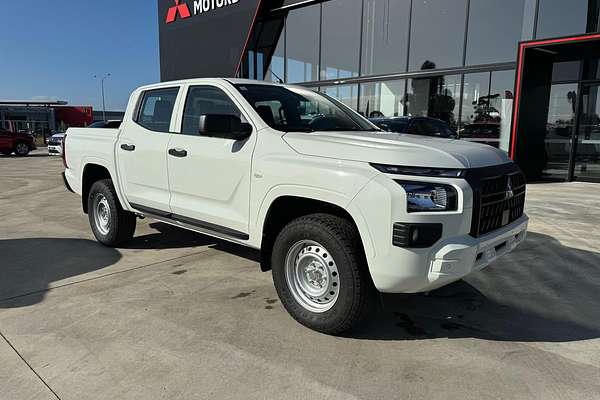 2025 Mitsubishi Triton GLX MV 4X4