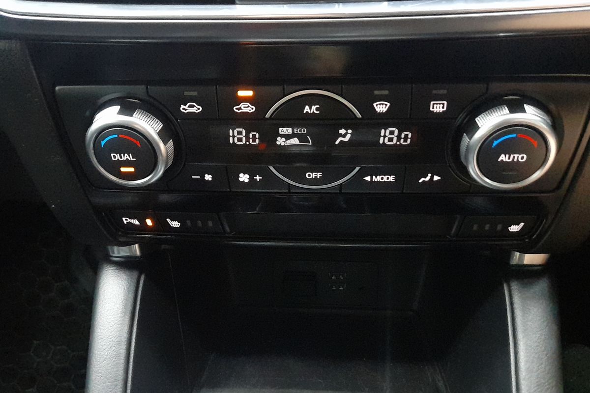 2015 Mazda CX-5 Grand Touring KE Series 2