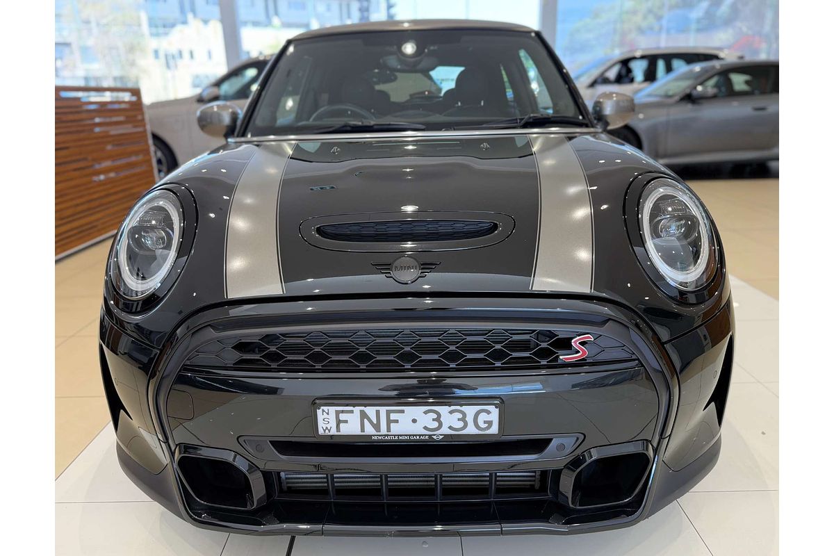 2023 MINI Hatch Cooper S MINI Yours F56 LCI-2