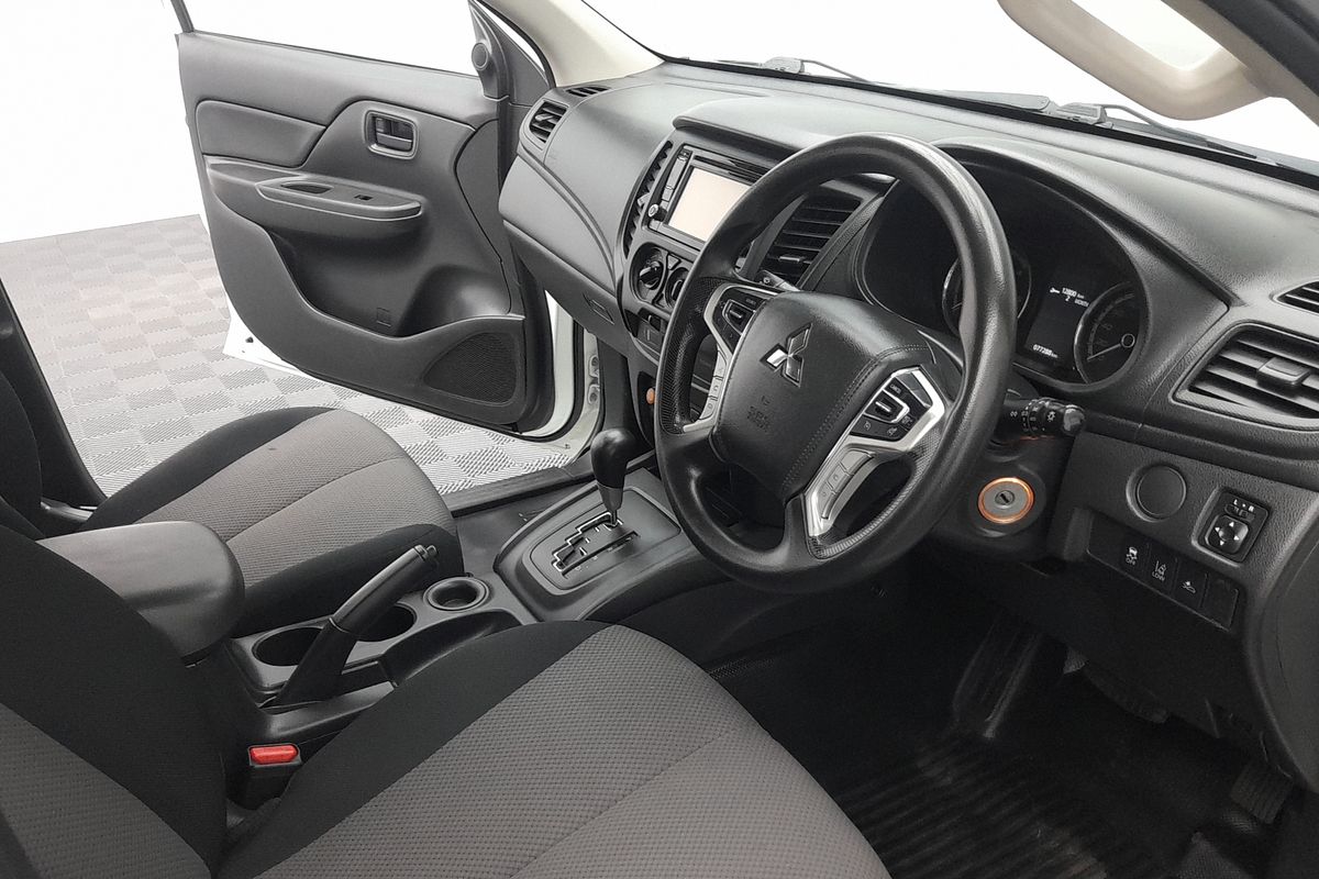 2022 Mitsubishi Triton GLX MR Rear Wheel Drive