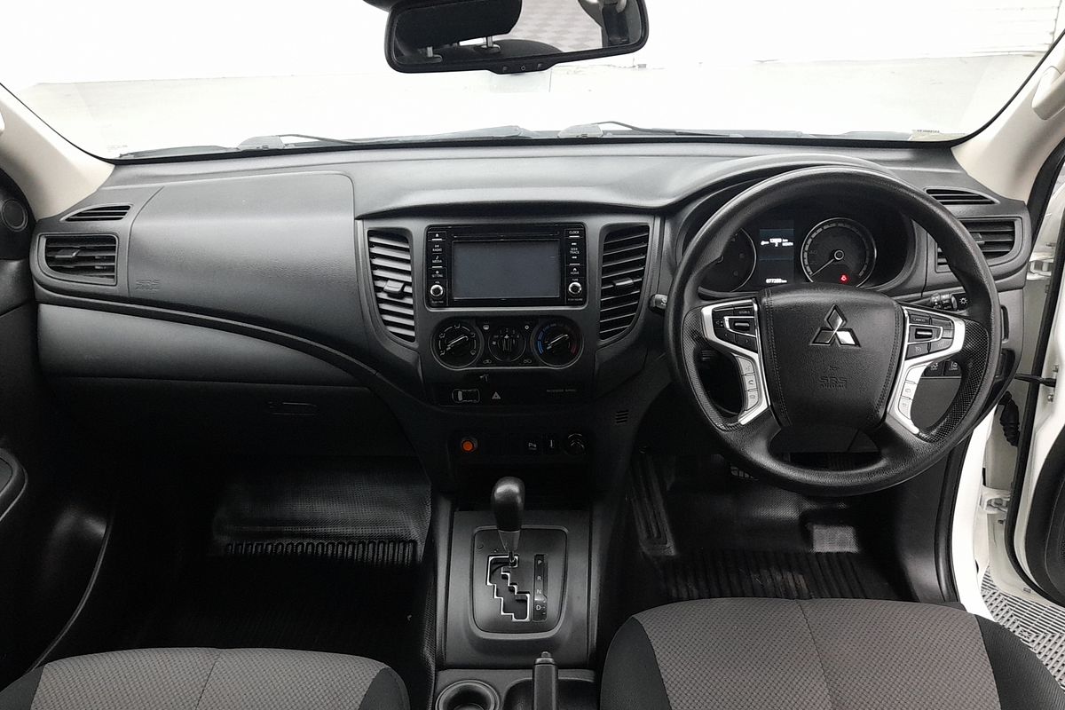 2022 Mitsubishi Triton GLX MR Rear Wheel Drive