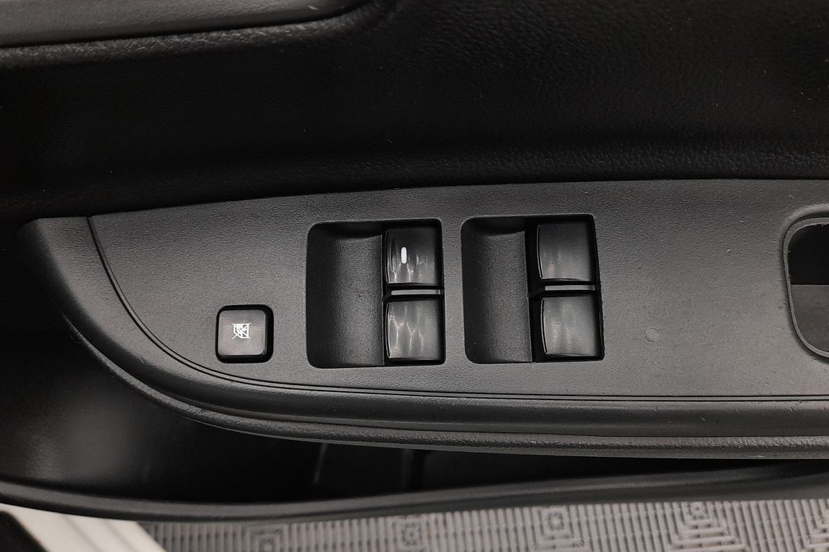 2022 Mitsubishi Triton GLX MR Rear Wheel Drive