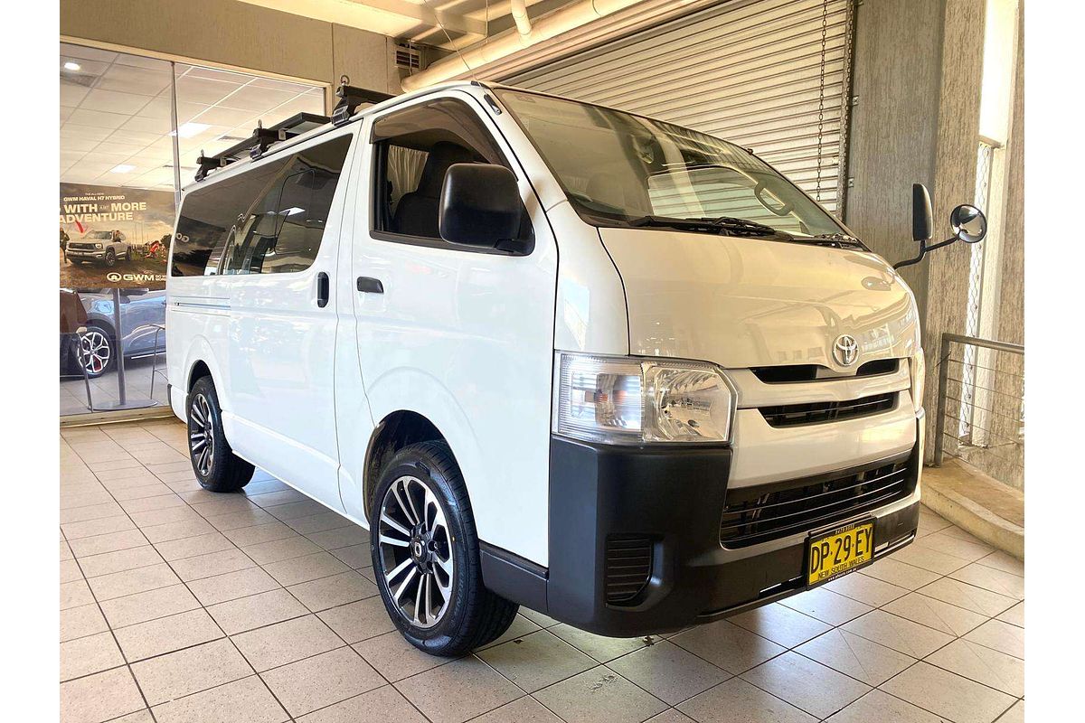 HIACE GDH300R LWB 3.0L DT4 TURBO CDI 6 SP AUTO SEQUENTIAL 5D VAN 