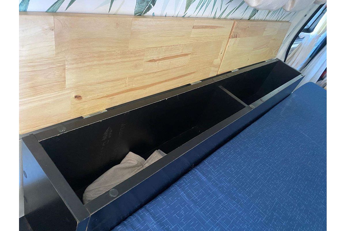 HIACE GDH300R LWB 3.0L DT4 TURBO CDI 6 SP AUTO SEQUENTIAL 5D VAN 