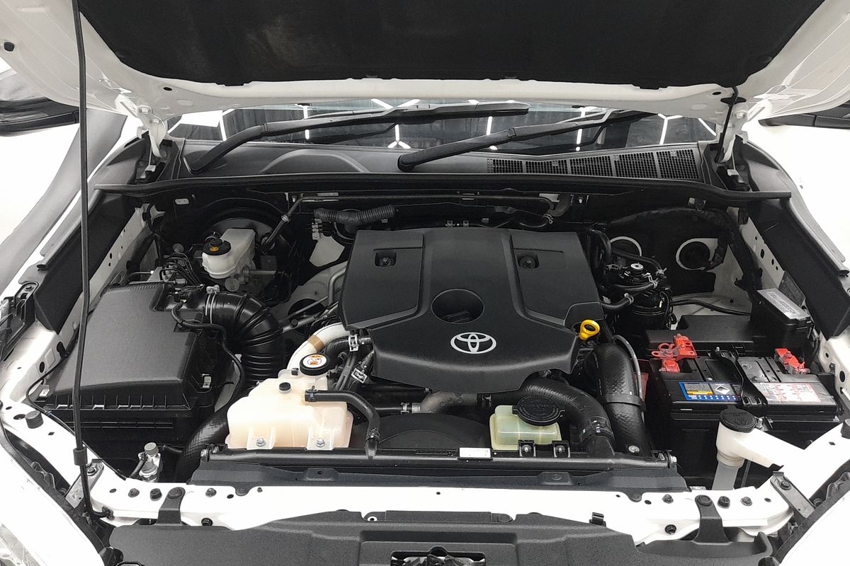 2020 Toyota Hilux SR GUN126R 4X4