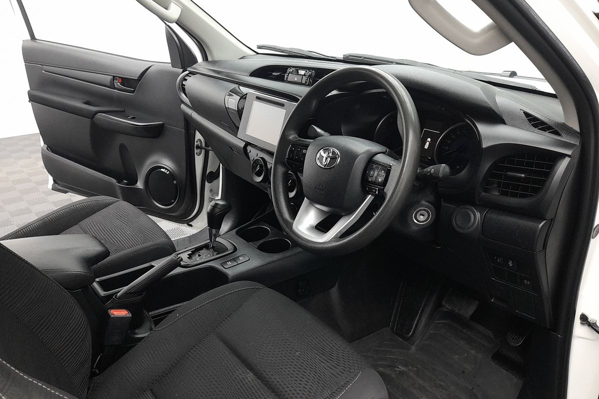 2020 Toyota Hilux SR GUN126R 4X4