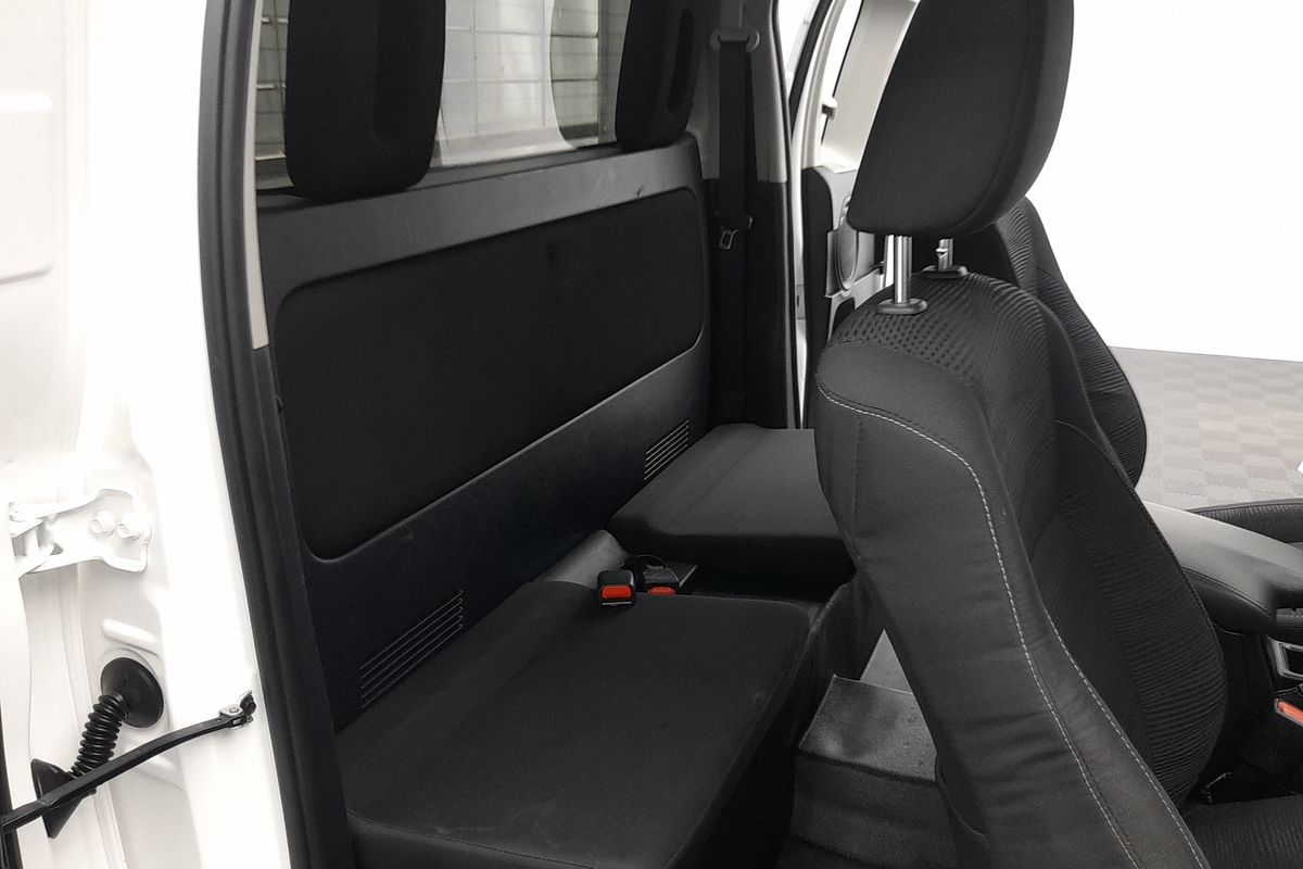 2020 Toyota Hilux SR GUN126R 4X4