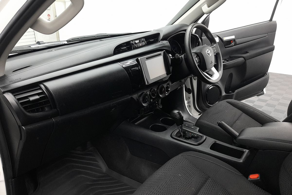 2020 Toyota Hilux SR GUN126R 4X4