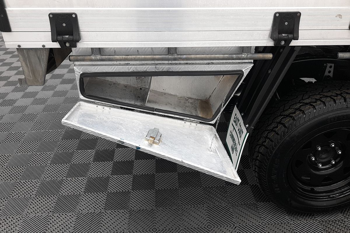 2020 Toyota Hilux SR GUN126R 4X4